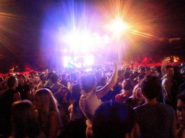 paulatru1's tweet photo. #fiestasdearganzuela2014   ayer . http://t.co/Dc46iEVfnO