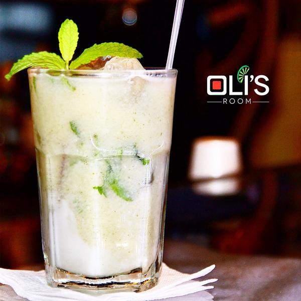 Olisroom's tweet image. Delicioso #MojitoDeCoco para refrescarte tu día #OlisLovers #OlisRoom #ExperienciaOlis #VillaOlga #SantiagoRD 🍹🍴🎶☀️
