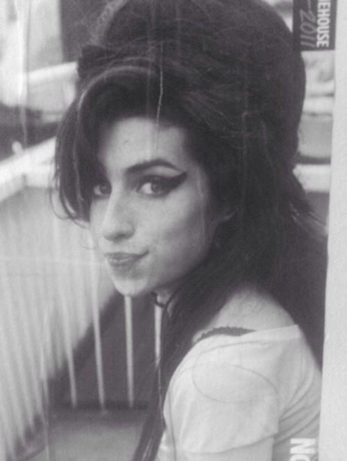 Happy Birthday to my angel, Amy Winehouse. One of my biggest vocal inspirations    