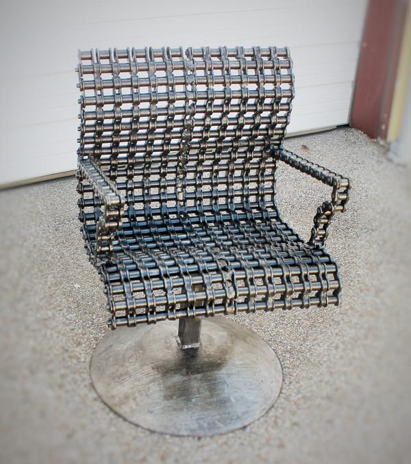 GardenArtistry's tweet image. Modern Chain Art Chair Unique Furniture by RecycledSalvage etsy.me/1uNUGxx  via @Etsy #nyc