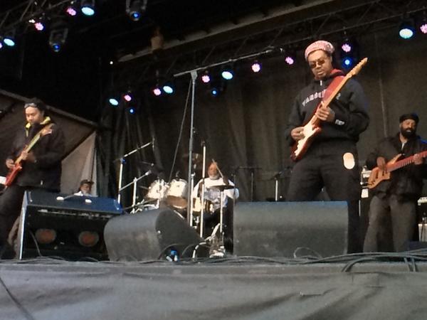 JodyBuschlen's tweet photo. #Messenjah @ottawafolk @OttawaFolkFest  #ottawafolkfestival #jamsession #cooloperator #rootsrockreggage #reggae http://t.co/lkRLpYY4qR