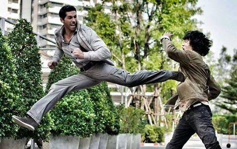 strong_figthr's tweet photo. @TheScottAdkins flash back in #Ninja_2 

I love that ...^_^ http://t.co/R1yOkkhx5O