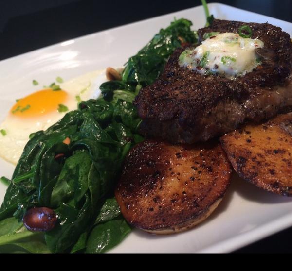 Chef_Edubble's tweet photo. Sunday smiles! #imjustachef #chefedubble http://t.co/lQ722C4Ckg
