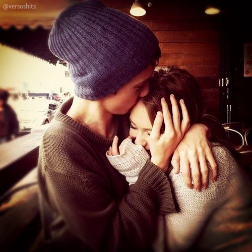 versoshits's tweet photo. ¿Sabéis por qué le quiero tanto? Porque con solo mirarme puede hacer que sonría durante horas y horas. http://t.co/Zn5tD1NqIH