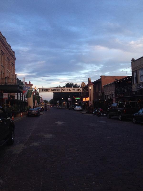 DylanTatum_63's tweet photo. old west 🐴 http://t.co/MdFvqMFML8