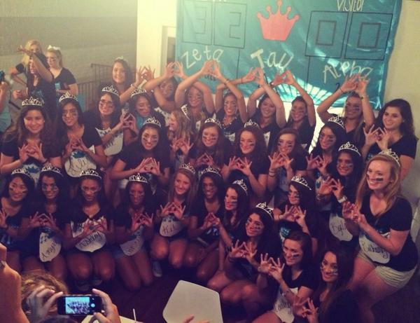 ZTADeltaLambda's tweet image. Welcome home, ladies! #spring14 #whowearsthecrown 👑