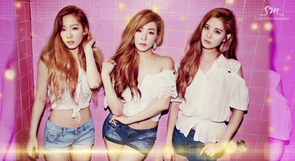 soompi's tweet photo. TaeTiSeo Drops "Holler" Album Preview http://t.co/djSFIIK8kZ http://t.co/66QJWs6E9G