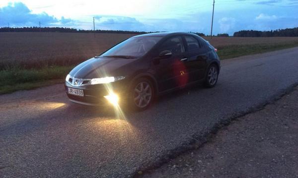 FreimaneL's tweet image. Palīdziet!Šorīt Āgenskalnā tika nozagta Honda Civic,2005.gada valsts reģ.nr.JR4939 Ja esat redzējuši,zvaniet 26477837
