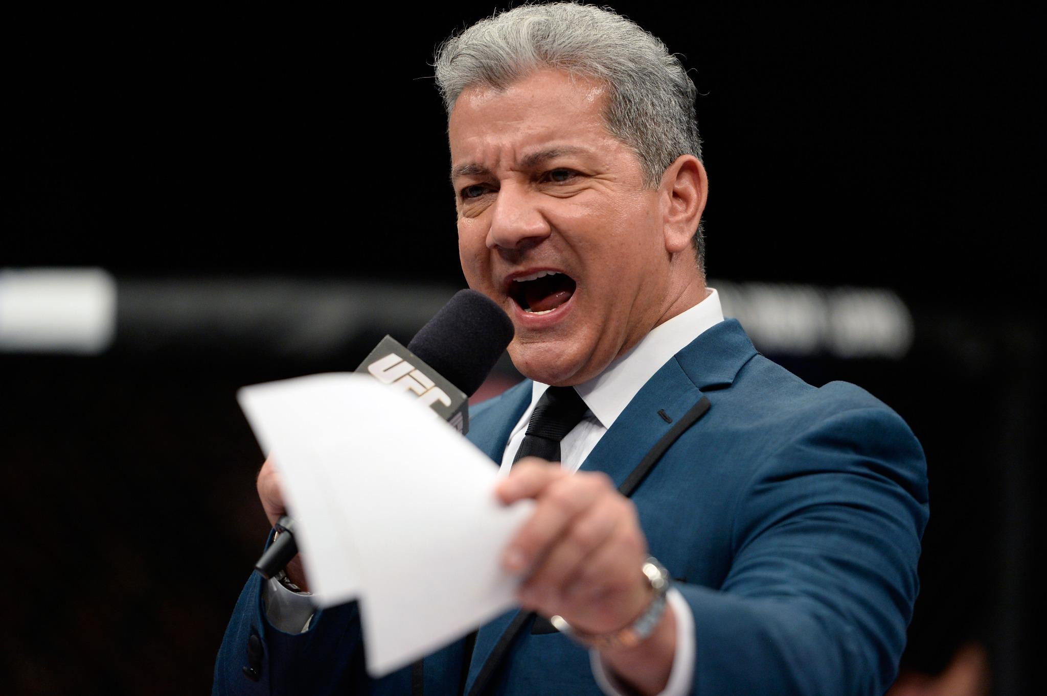 Ufc Japan 続々来日 Ufcが誇るリングアナ ブルース バッファも今週日 土 のさいたまスーパーアリーナに登場 本場オクタゴンアナウンサーの 煽り 迫力 興奮は会場でしか体感できません Http T Co Ehgmwguv9w Http T Co M7gu2amngz Twitter