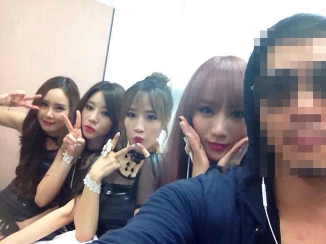 Bxk6bWMCUAAAMpd.jpg:large