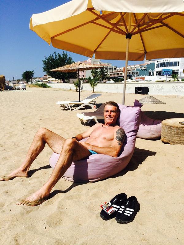 serol emlek tweet media