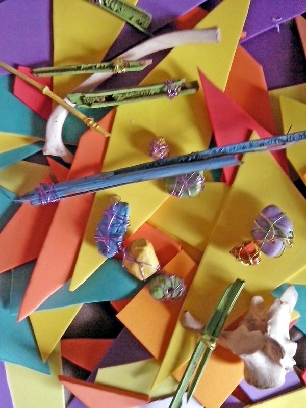 _PETTYCASH_'s tweet photo. PETTYCASH ÚR's hand-made noise-makers #craftybunch @tigerdubfringe Starts tomorrow night @MARTart !! http://t.co/fFJtLixtis