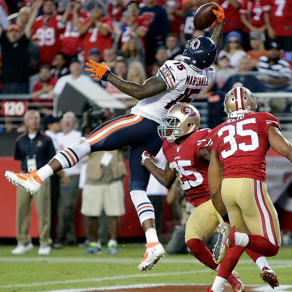 The #Bears stun the 49ers 28-20 with late rally. Game Recap: chgobrs.com/1m5JlJM