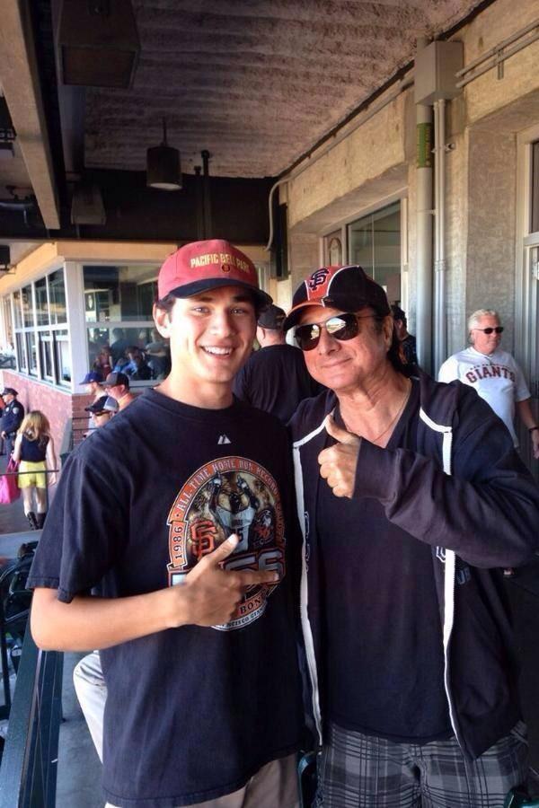 danalwoodward's tweet photo. @SFGiants #MightyG-Men #STEVEPERRY #ILUVBASEBALL http://t.co/7QEqeMDKlo