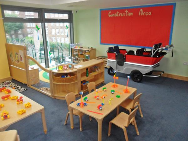 Nurseries6's tweet photo. @SE10training @GreenwichHour @orncgreenwich Yep! A bit hit with the children & staff here :) #TurtleBus #Buggy http://t.co/VklJu4evE9