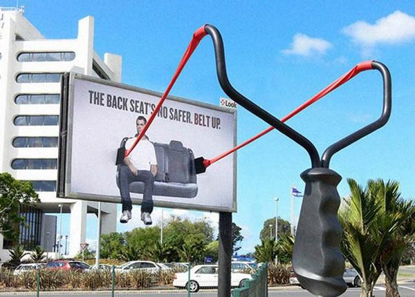 wmasiinglesant's tweet image. Seatbelt, there for a reason, even in the back! Please wear them! #clunkclick #roadsafety @OPUWarks @OFFICIALWMAS
