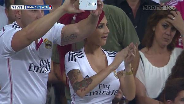 Onze Sierd de Vos in topvorm: 'Wat een fototoestel!' (video) bit.ly/1sX3Adk