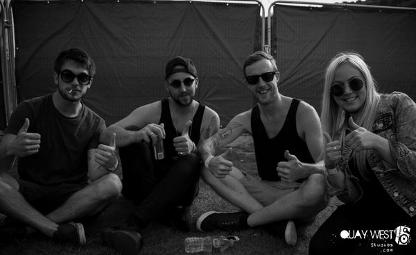 krystalgemma_'s tweet photo. Caught up with @Idivideband lads after their EPIC set @Butserfest on the main stage. Feature to follow! http://t.co/Tm1mX3He20