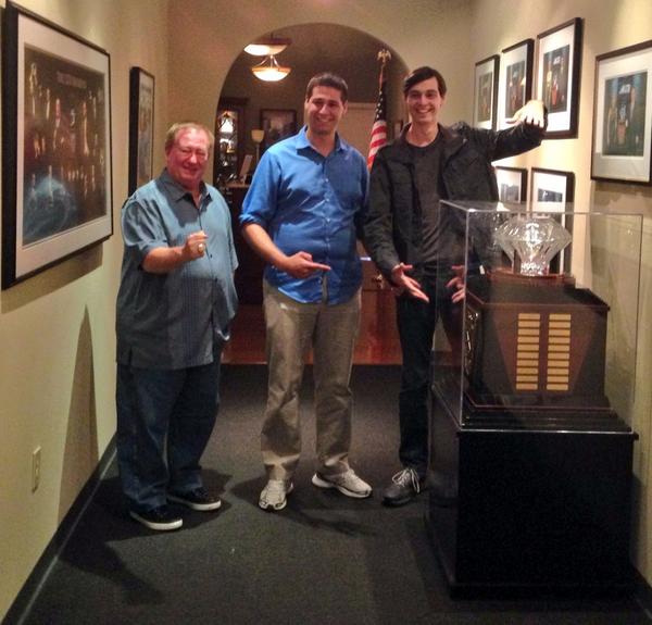 JoshNangle's tweet image. Two brothers winning together in life, pursuing the same Dream. #widthus @amwayltdjosh @Fear_Behind_Me