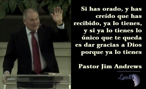 Latinfe1's tweet photo. Lo único que te queda por hacer cuando has orado http://t.co/MhxYYjJ9Wy