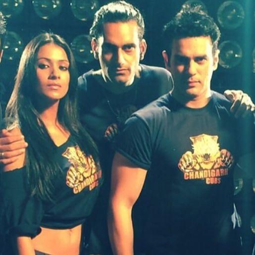 sunnyboy_26's tweet photo. #boxcricketleague #bclbymarinatingfilms . Coming Soon http://t.co/HE5LLRpFNa