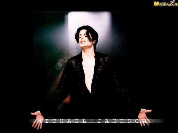 universo_1017's tweet photo. #MicjaelJackson - i love you more from the bottom of my heart #MJheart💖 http://t.co/2kbIJaZD7x