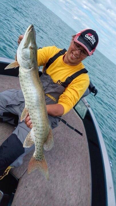 Fished #lakestclair yesterday with Kyle Moxon and managed 2/4 with that Hump Back Muskie! #muskie #fishing