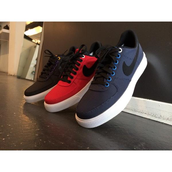 LOCKANDLOAD030's tweet image. Nike Air Force 1 AC Prm QS serie. €90.- #lockandload