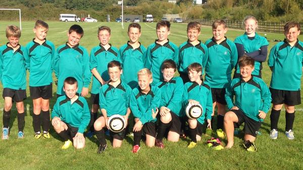 AG_BroEdern's tweet photo. ⚽️ Da iawn i fl7 heno am guro St John's 9 - 0. Goliau gan Pritchard, Thomas (3), Ames, Dunster, Feehan (2) a Nunn. ⚽️ http://t.co/8aXZtqMYJN