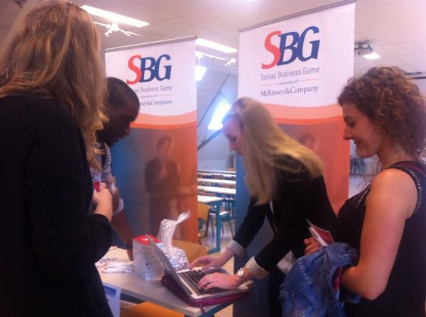 NicolasPortnoy's tweet image. Campagne promo @SolvayBusiness Game c&apos;est parti ! #SBG15 à l&apos;#ICHEC