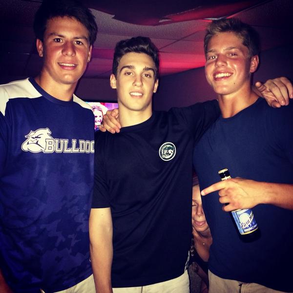 murrdog02's tweet photo. Happy birthday to my brother since day one #TheHammer #PotterIsland #Cuckle http://t.co/T7OgHgouuZ