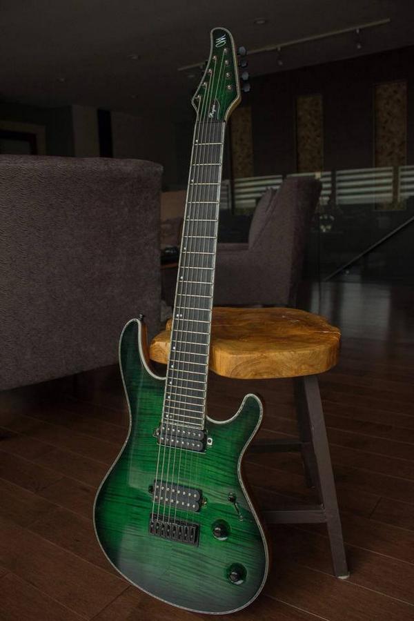 StringedPorn's tweet photo. @MayonesGuitars http://t.co/u3GfahycVN