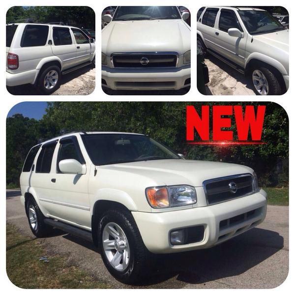 chuy0519's tweet photo. Se vende pathfinder 2004, full extras, 80 mil kilometros en 💵9mil💵 http://t.co/hIlJOpBTvg