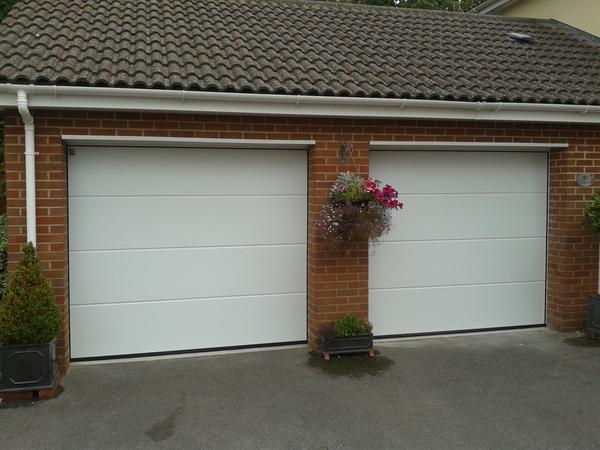 UpOverGarage's tweet image. Want to insulate your garage to protect your classic car or bike from the weather outside? plus.google.com/u/0/1143186071…