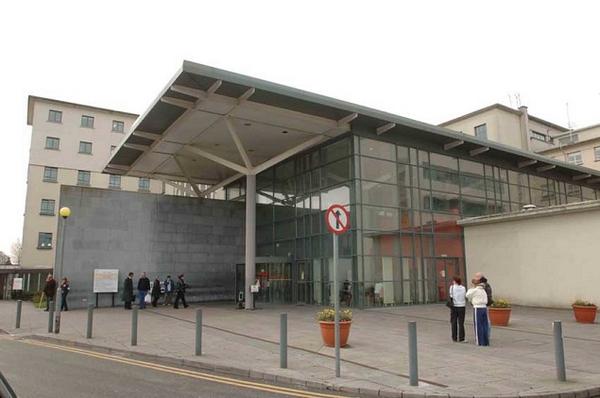 Herdotie's tweet photo. A&amp;E Nurses To Strike After Being 'Gravely Concerned For The Wellbeing Of Patients' http://t.co/CMVxWZ7sXj http://t.co/QKoHuXlIHo