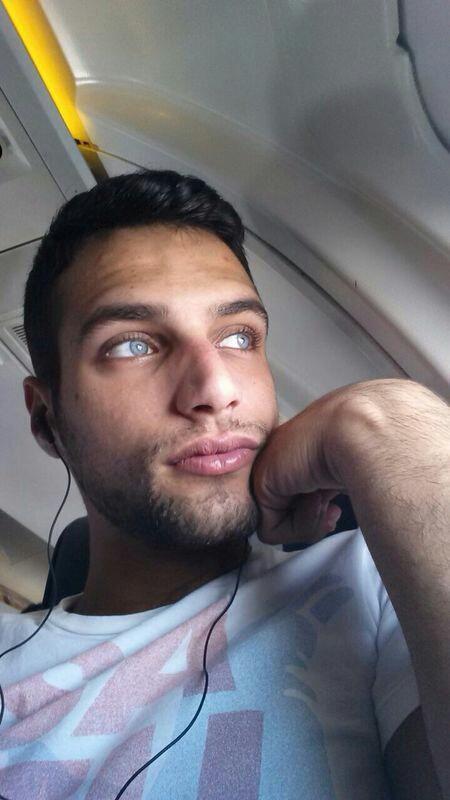 CFJesusCastro1's tweet photo. Empieza bien la semanaa @Jesus_Castro_5 ♥ http://t.co/lCHPdYBb0N