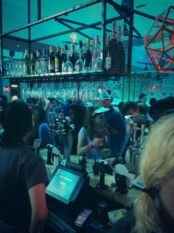 Oh wow! <a href="/bsmsmedsoc/">BSMS Medsoc</a> are going hard for their Freshers Pub Golf #SussexFreshers #Yates #PubGolf #BSMS