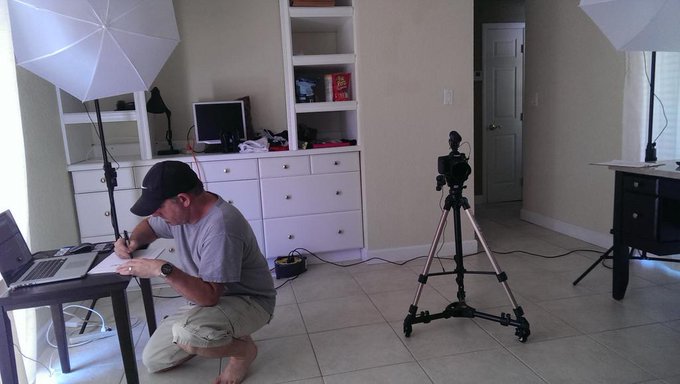 Tom Foot hard at work http://t.co/1ckIjUchCd<a href="/tag/femdom"class="tags"><span>#femdom</span></a>