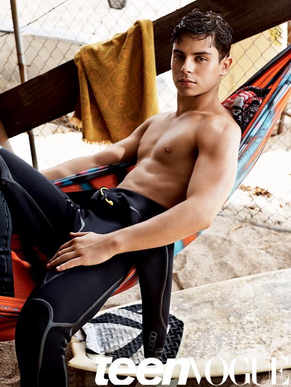 JakeTAustin's tweet image. Blessed to be part of @TeenVogue's 2014 #TVYoungHollywood profile! #JTA©
teenvogue.com/entertainment/…