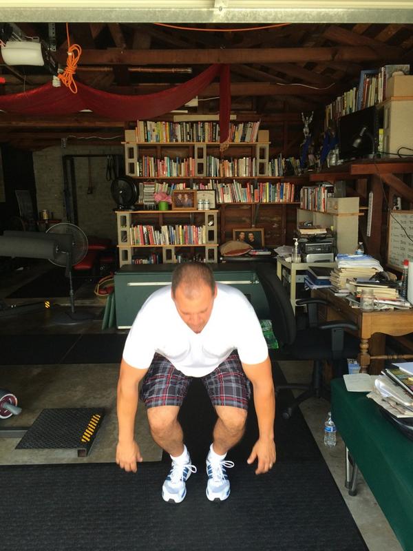 brettjdavis's tweet photo. Brett Davis Nutrition 5 minute workout. http://t.co/9XLDdxton8