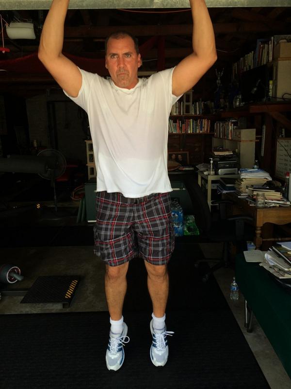 brettjdavis's tweet photo. Brett Davis Nutrition 5 minute workout. http://t.co/9XLDdxton8