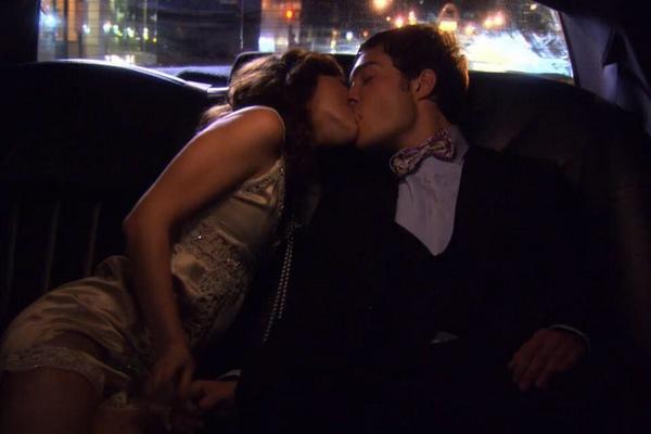 Chuck Bass tweet media