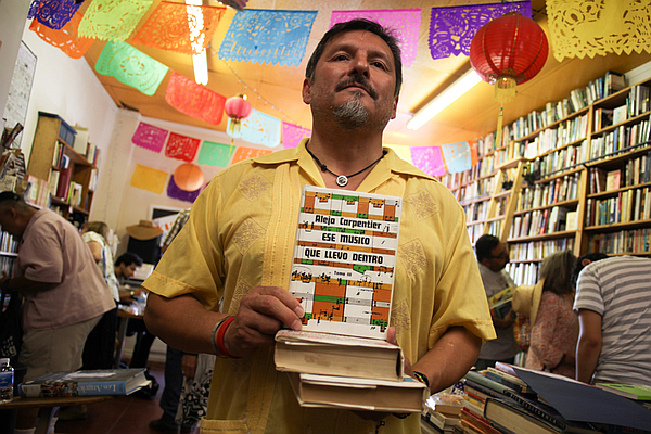 Libros Schmibros tweet media