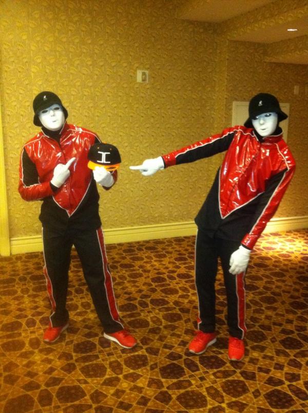 inragedclothing's tweet photo. In Vegas mayweather weekend. @JABBAWOCKEEZ liking Inraged. #vegas #luxor #inraged #teaminraged http://t.co/0v7fDVDKJY