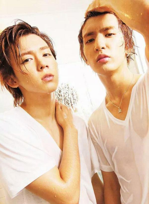 asami19731107's tweet photo. おはよーw今日も一日頑張ろ！w

朝から投下笑笑 http://t.co/jbTvsqbVGp