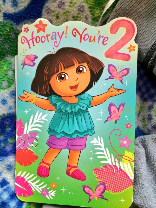 deniSedellaa's tweet photo. When @AyeeStevee sends me a birthday card π©ππ lmfao #DIEEEEE http://t.co/DO3cwRsVm5
