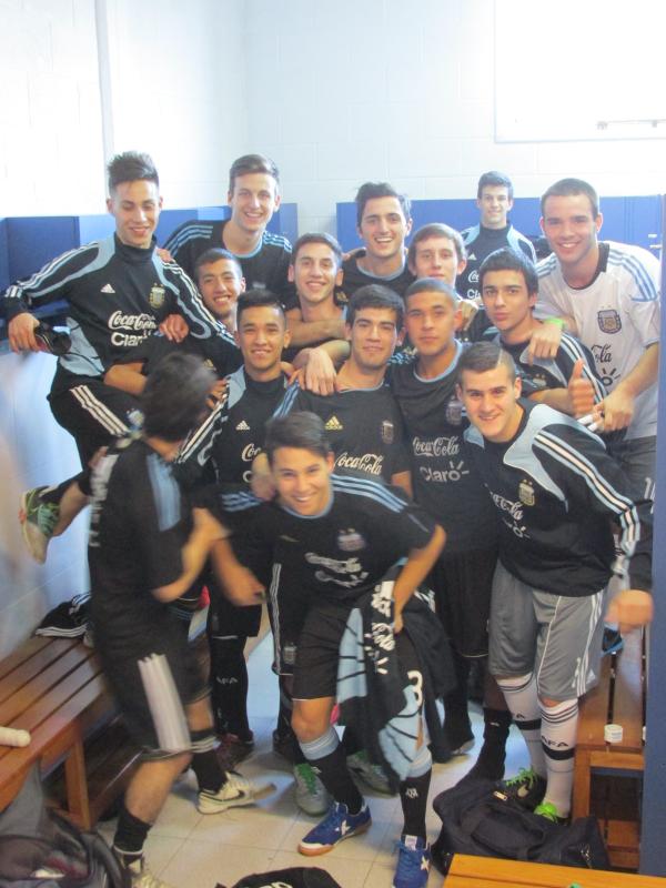 futsalafa's tweet photo. El Seleccionado de Futsal Sub18 regresó a los entrenamientos en el Predio Habitacional y Deportivo de Ezeiza http://t.co/XIgbbMQ5Fh