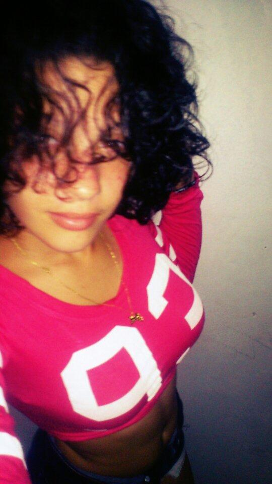 HelloOIize's tweet image. Biitch pleaase