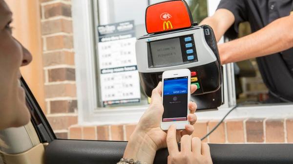 mpyr's tweet image. Beyond the #RealityDistortionField: A Sober Look at #ApplePay mpyr.me/1Dc4xmu