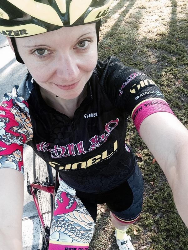 #koiledtineli #sockdoping beautiful morning for ride in new kit <a href="/TineliAustralia/">TINELI cycle clothing</a> <a href="/SUPACAZ/">SUPACAZ</a> @hbstache